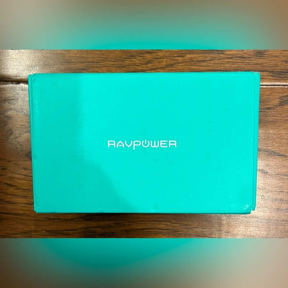NWT RAVPOWER Smart Deluxe RP-PB19 Portable Power Bank Battery 3 USB Ports